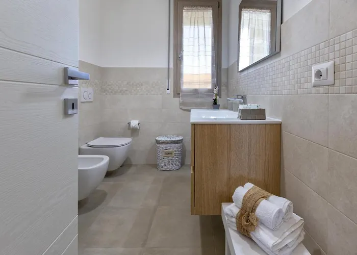 Skyfive Water * Αλγκέρο