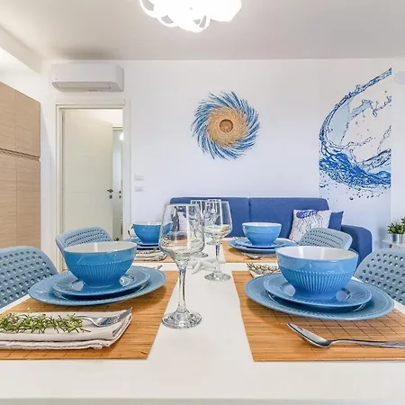 Skyfive Water Apartment *