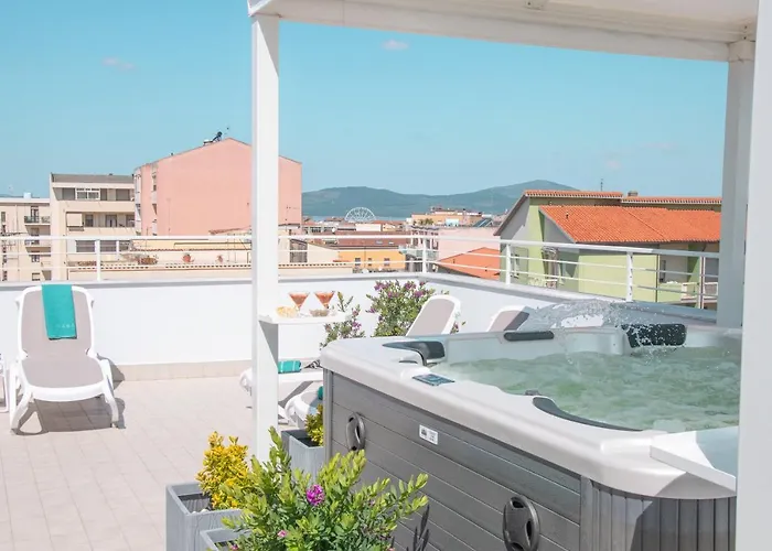 Skyfive Water Альгеро