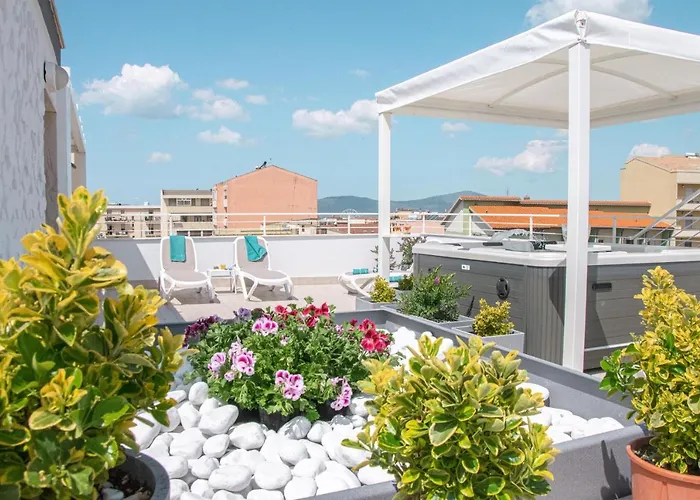 Апартаменты Skyfive Water Альгеро